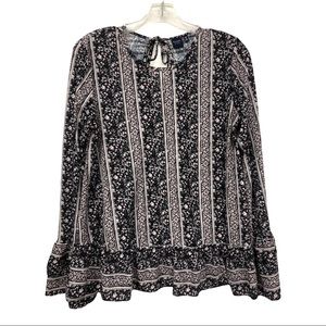 KAARI blue top Medium flowing and feminine